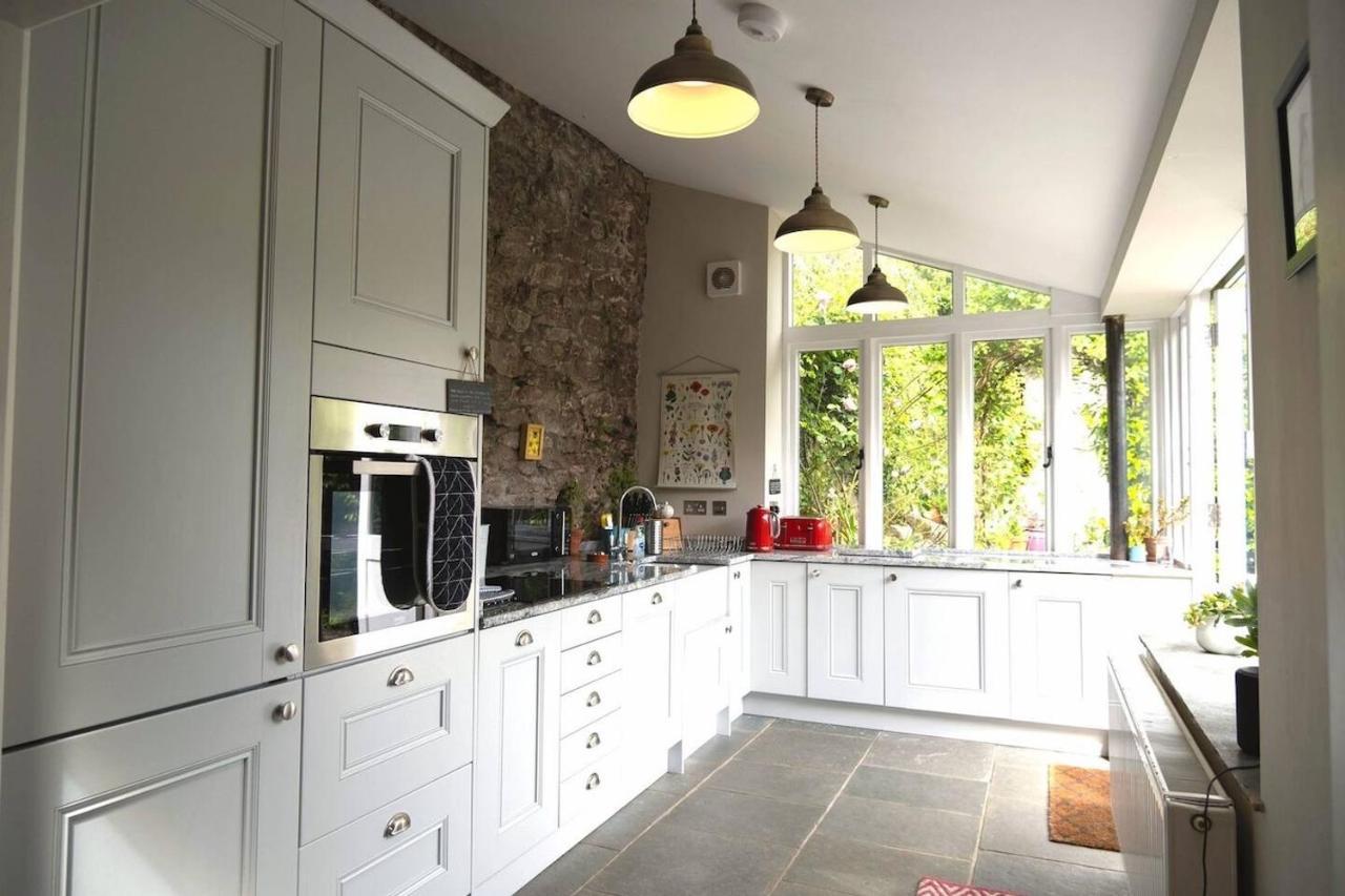 Lovely Property In The Heart Of Somerset, Sleeps 9 Shepton Mallet Kültér fotó