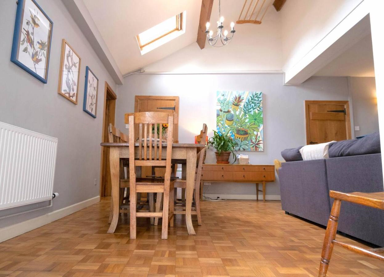 Lovely Property In The Heart Of Somerset, Sleeps 9 Shepton Mallet Kültér fotó