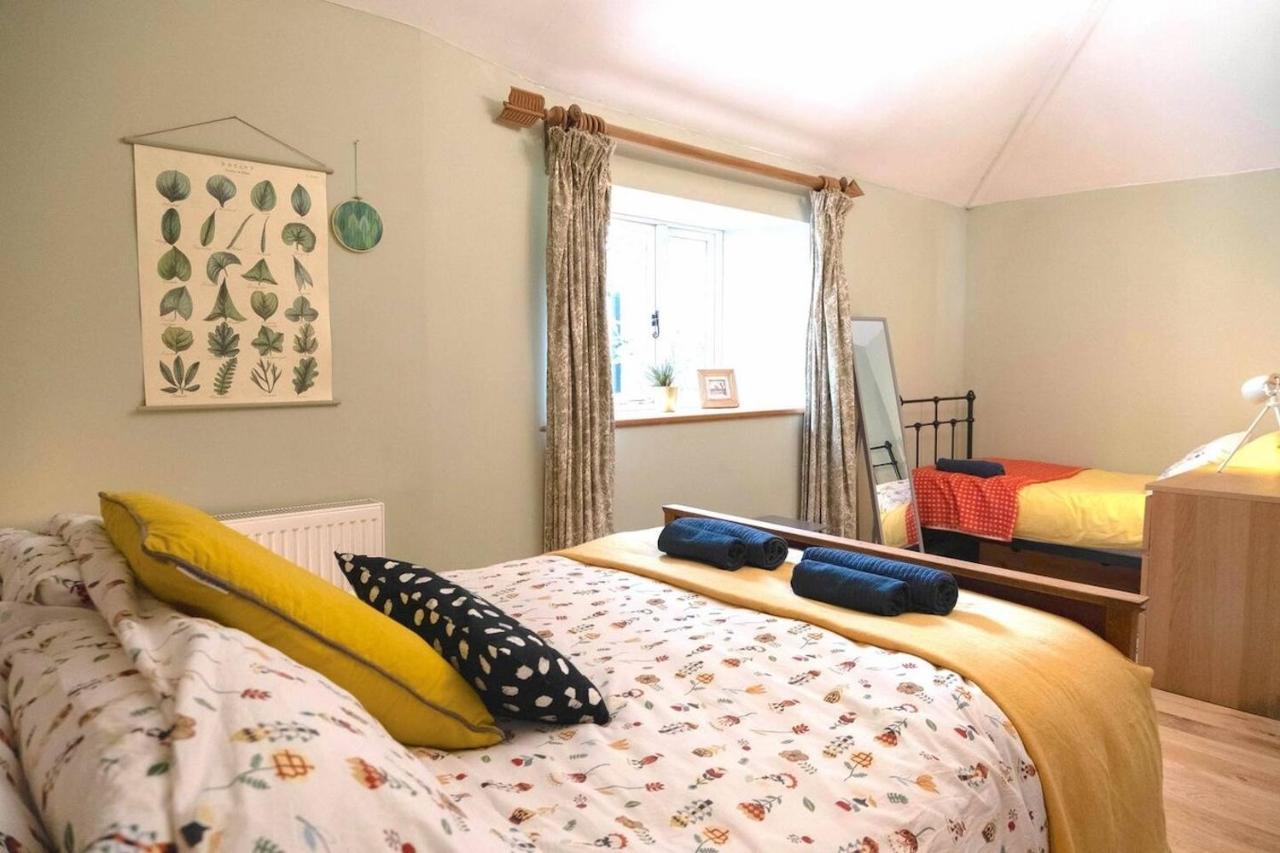 Lovely Property In The Heart Of Somerset, Sleeps 9 Shepton Mallet Kültér fotó
